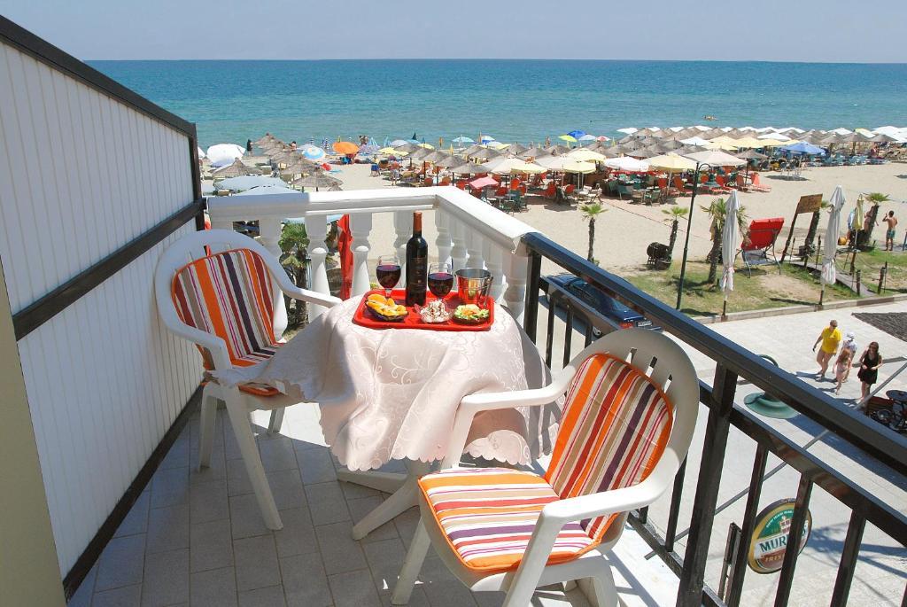 El Greco Beach Hotel Olympiakí Aktí Rum bild